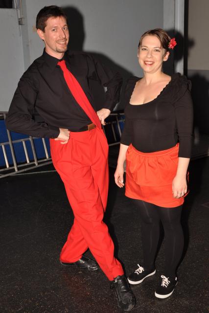 min 2010 11 13 fous swing 194